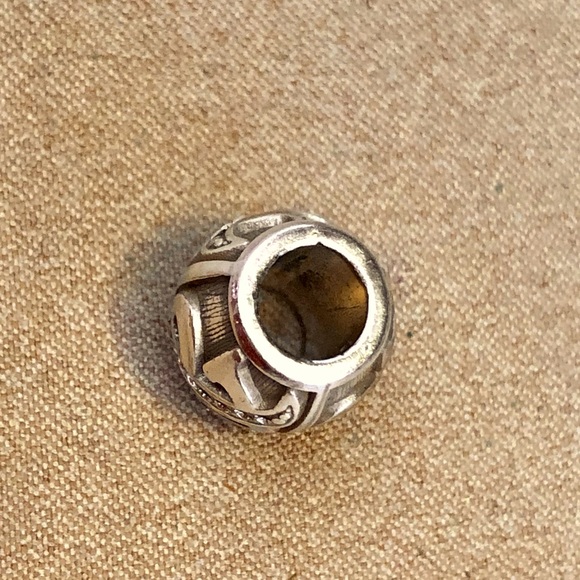 🆕 Brighton Alpha Bead Ampersand (&) symbol Retired Silver with crystals NWOT - Picture 3 of 6